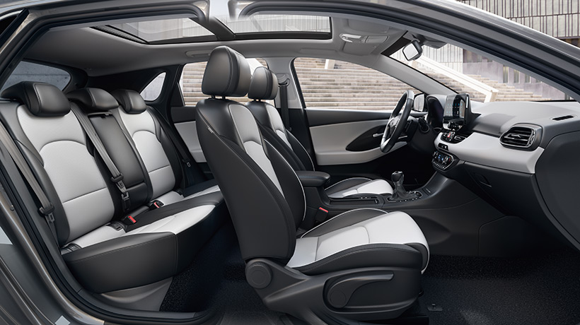 Interior view of the new Hyundai i30 Fastback, as seen from the passenger side.