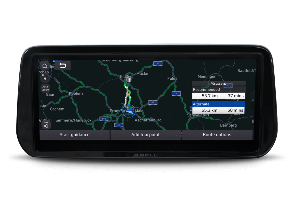 Detailní pohled na dotykový displej multimediálního systému zcela nového modelu Hyundai Santa Fe Hybrid se zobrazením mapy navigačního systému